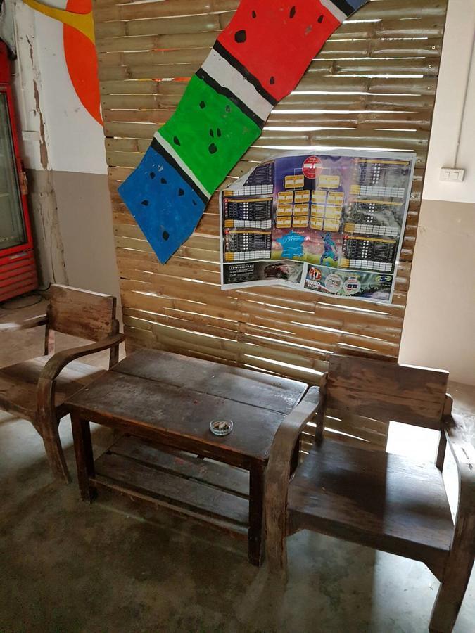 Shut Eye Party Hostel (Adults Only) Pai Exterior photo